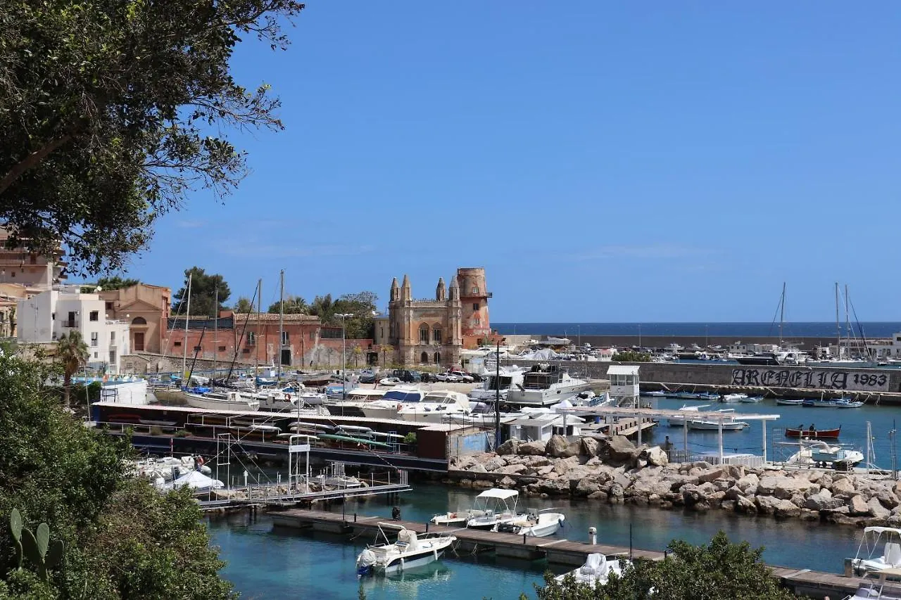 Апартаменты Casa De Paoli - Vista Mare Arenella, Palermo Con Parcheggio Privato 0*,  Италия