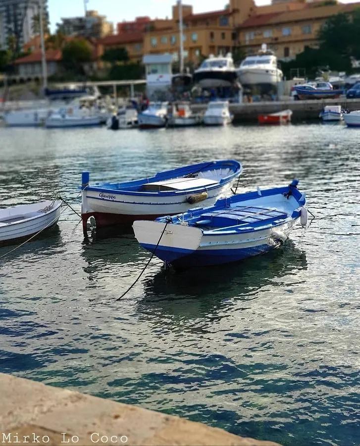 Casa De Paoli - Vista Mare Arenella, Palermo Con Parcheggio Privato Apartment
